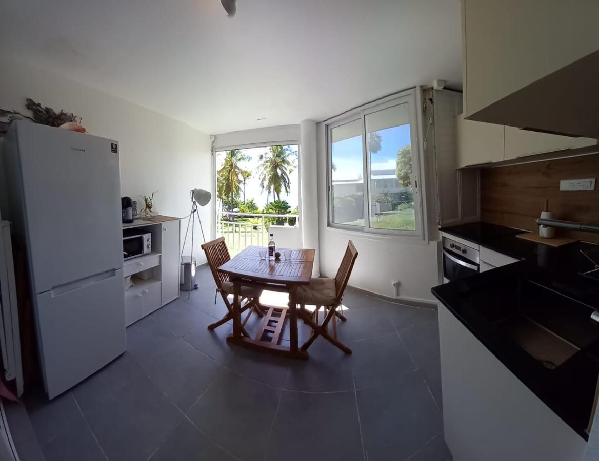 Grand Studio De 41 M², Vue Mer Et Jardin Tropical. Le Gosier  Luaran gambar